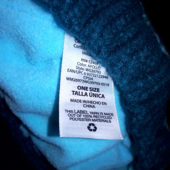 Beanie Pom Pom Hat - Picture 5 of 5